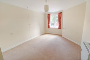 Bedroom- click for photo gallery